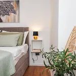 Olea Mare - In The Centre With Parking *