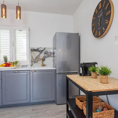 Olea Mare - In The Centre With Parking סוטיבאן