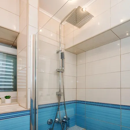 Olea Mare - In The Centre With Parking *